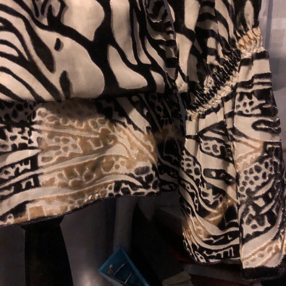 HALE BOB SHEER BURNOUT VELOUR BLOUSE - Picture 3 of 6